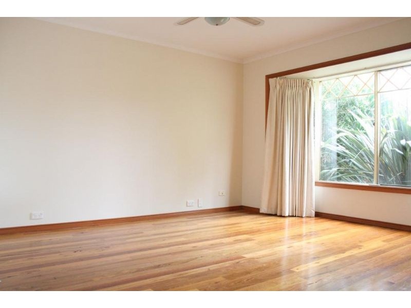 72 Victoria Street, Safety Beach VIC 3936