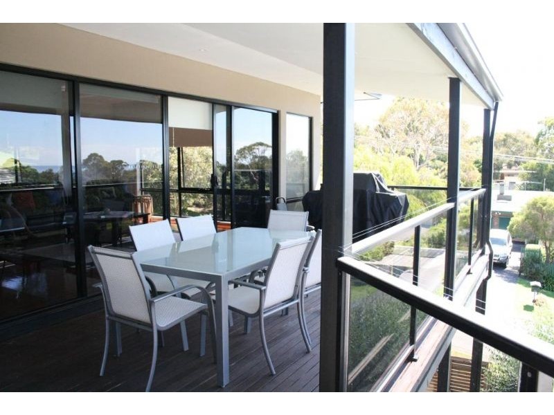 30 Edith Place, Dromana VIC 3936