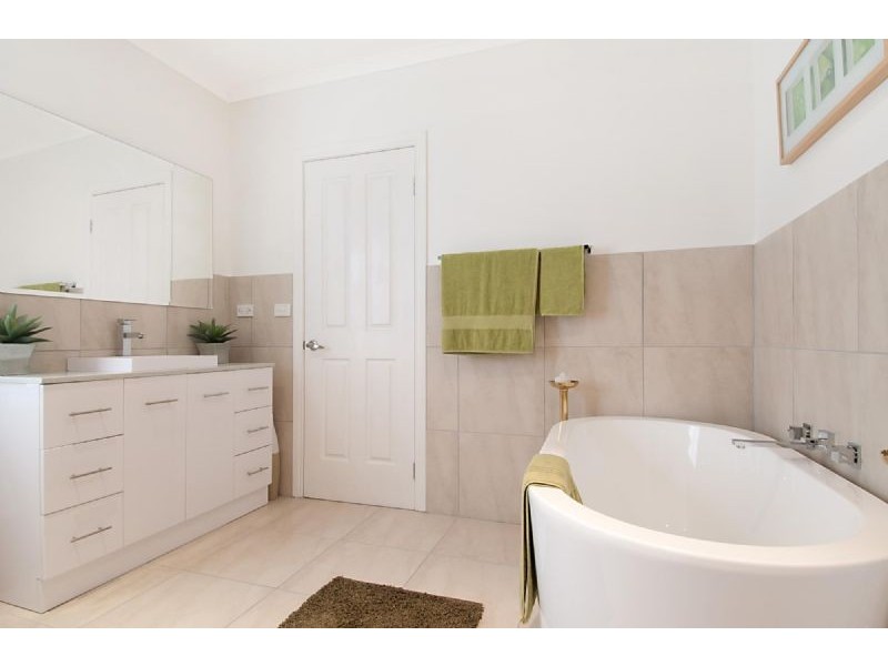 2 Ocean Street, Dromana VIC 3936