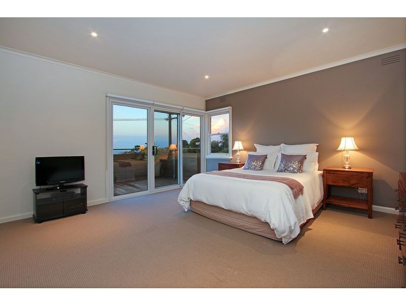 11 Outlook Road, Mccrae VIC 3938