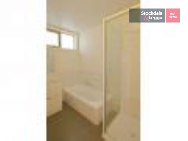 2/327 Dromana Parade, Safety Beach VIC 3936