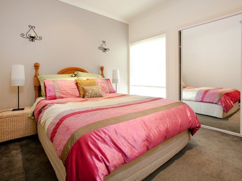 8 Moonlight Mews, Safety Beach VIC 3936