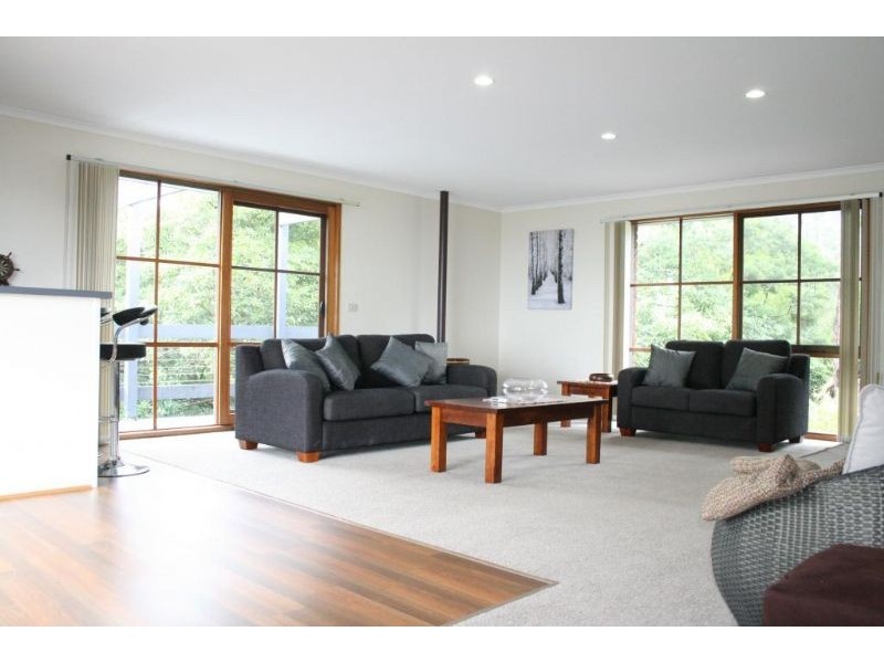 9 Weymouth Drive, Dromana VIC 3936