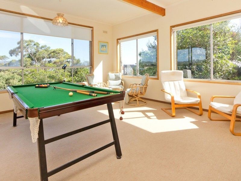 6 Bruce Road, Safety Beach VIC 3936