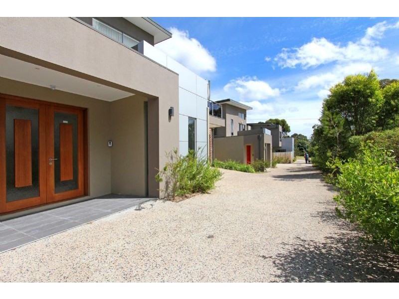 3/45 The Avenue, Mccrae VIC 3938