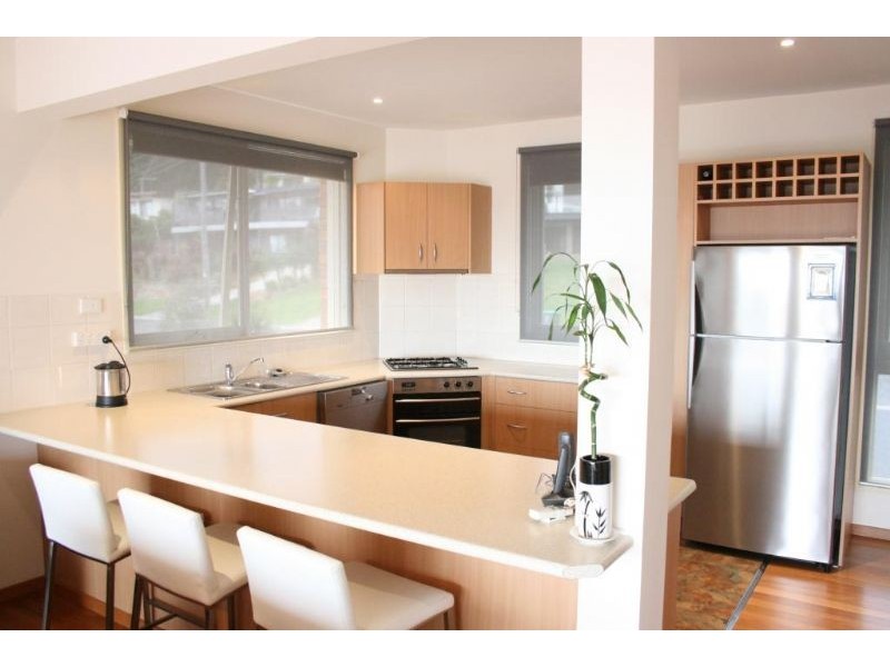 10 Beverley Street, Dromana VIC 3936