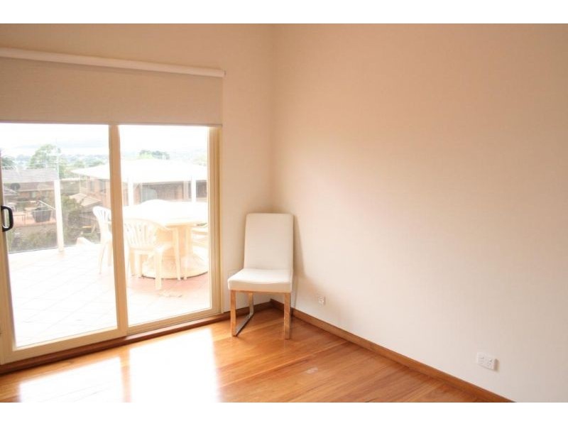 10 Beverley Street, Dromana VIC 3936