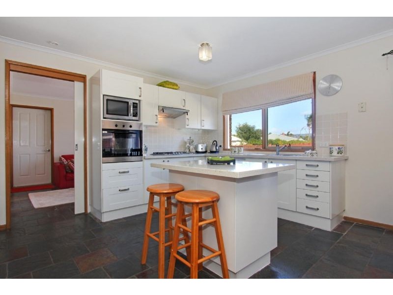 83 Palm Tree Drive, Safety Beach VIC 3936