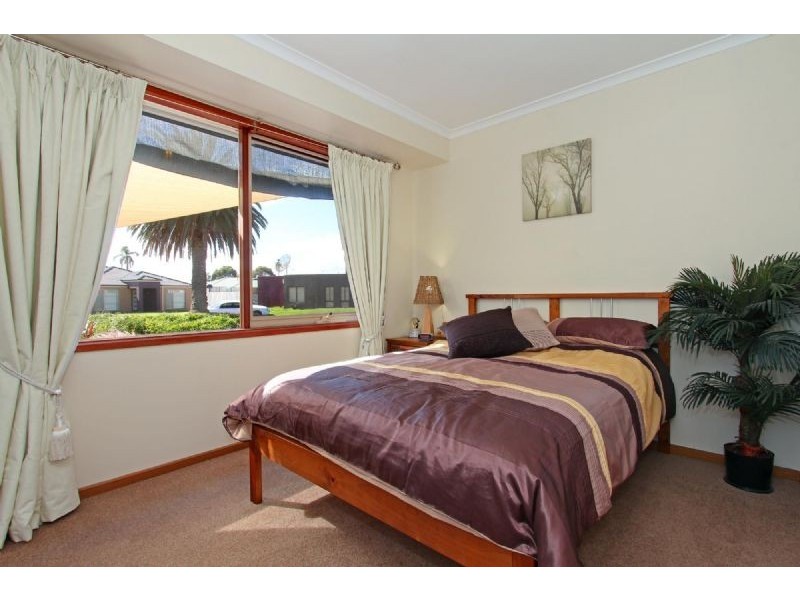 83 Palm Tree Drive, Safety Beach VIC 3936