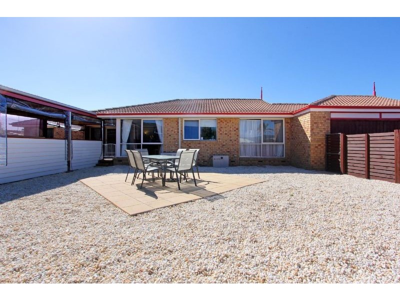83 Palm Tree Drive, Safety Beach VIC 3936