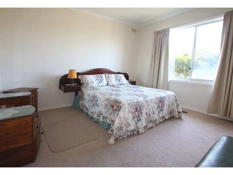 11 Coolangatta Terrace, Dromana VIC 3936
