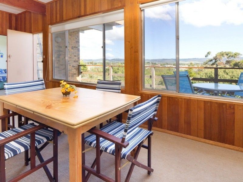 6 Bruce Road, Safety Beach VIC 3936