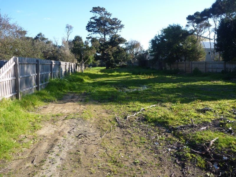 2/2 Morgan Court, Safety Beach VIC 3936