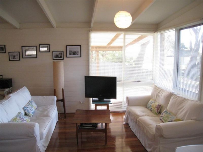 16 Olympic Parade, Dromana VIC 3936