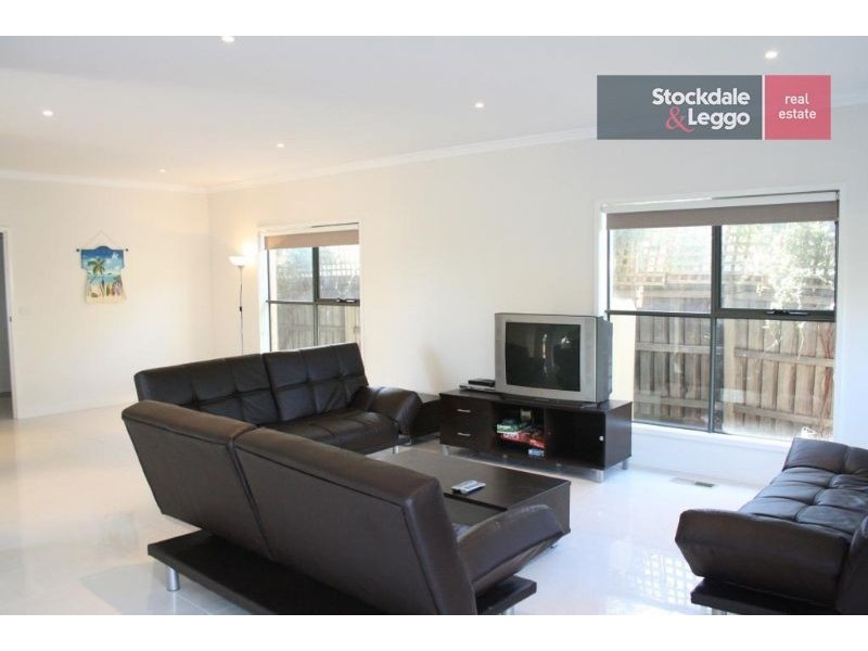 2/195 Eastbourne Road, Rosebud VIC 3939