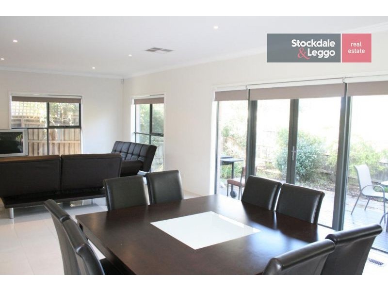 2/195 Eastbourne Road, Rosebud VIC 3939