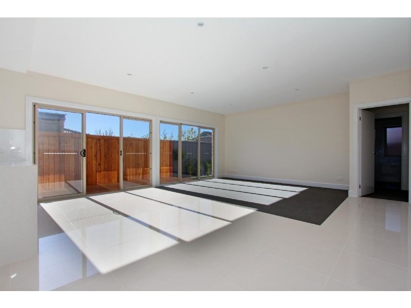 3/10 James Street, Dromana VIC 3936