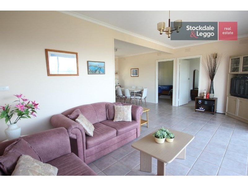 11 Coolangatta Terrace, Dromana VIC 3936