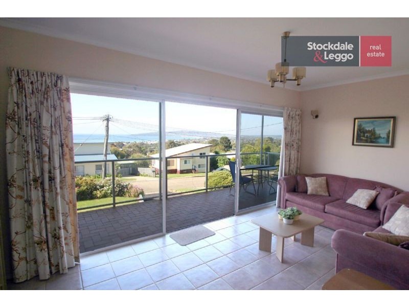 11 Coolangatta Terrace, Dromana VIC 3936