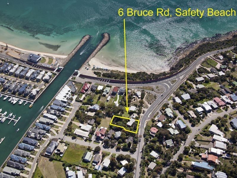 6 Bruce Road, Safety Beach VIC 3936