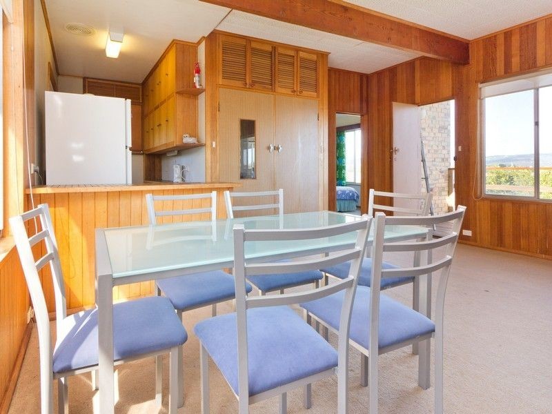 6 Bruce Road, Safety Beach VIC 3936