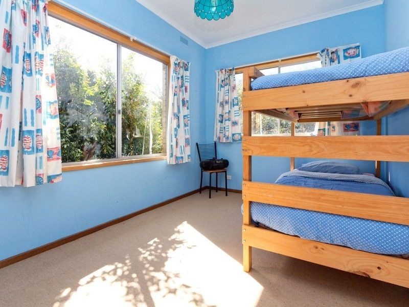 6 Bruce Road, Safety Beach VIC 3936