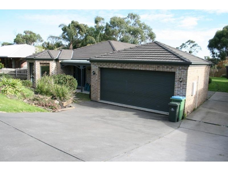 22 Fairway Crescent, Mccrae VIC 3938