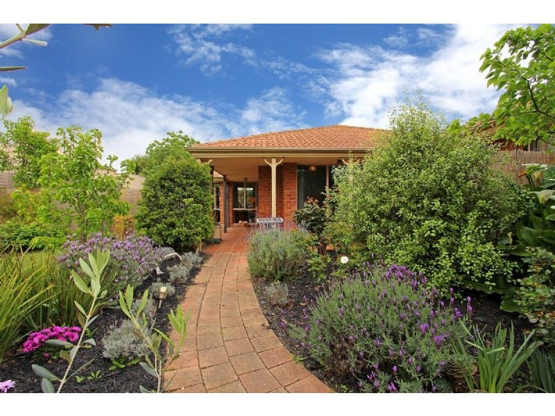 25 Lake View Drive, Safety Beach VIC 3936