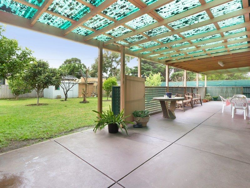 1 Knott Street, Safety Beach VIC 3936