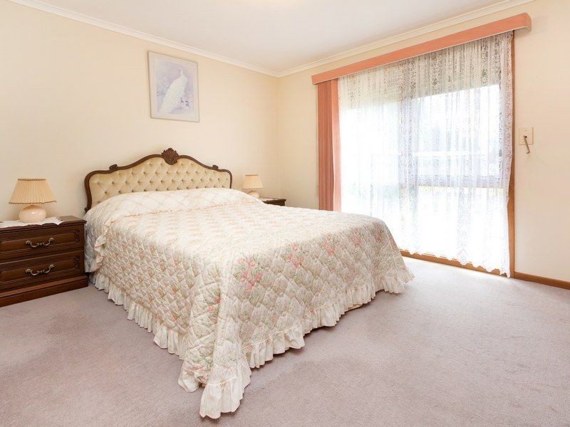 1 Knott Street, Safety Beach VIC 3936