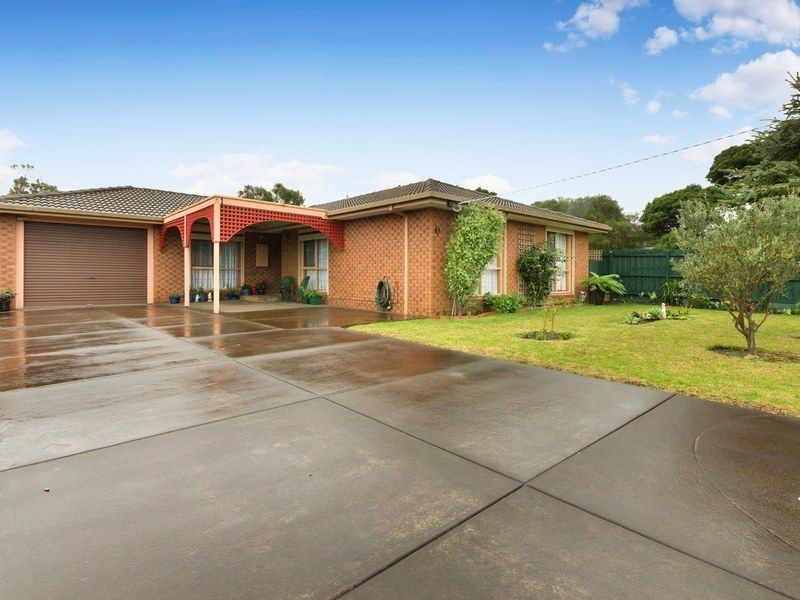 1 Knott Street, Safety Beach VIC 3936