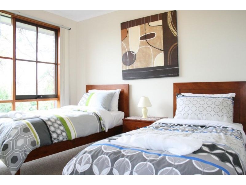 9 Weymouth Drive, Dromana VIC 3936