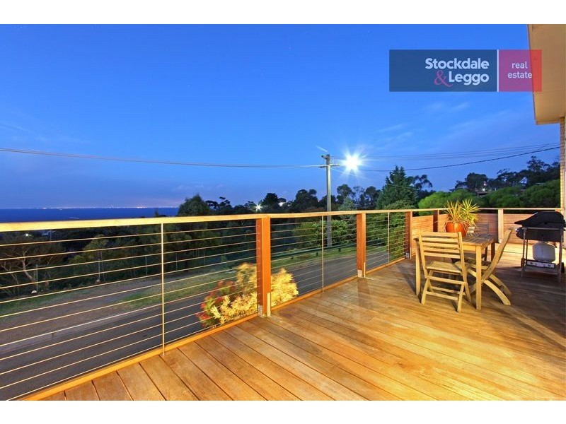 11 Outlook Road, Mccrae VIC 3938