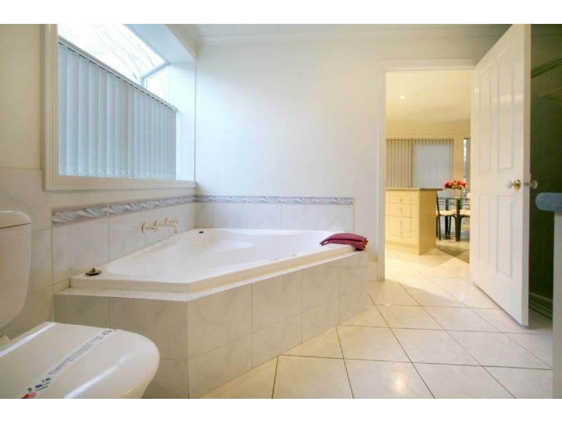 15 Valley Court, Safety Beach VIC 3936