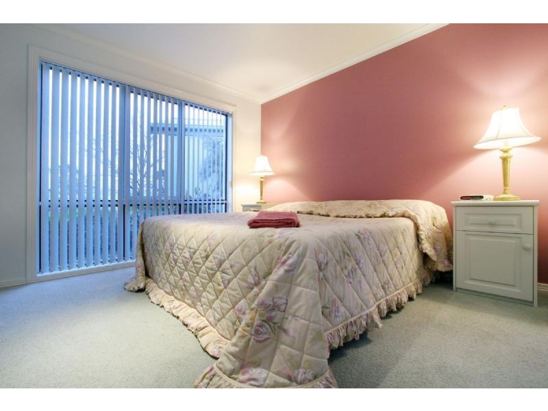 15 Valley Court, Safety Beach VIC 3936