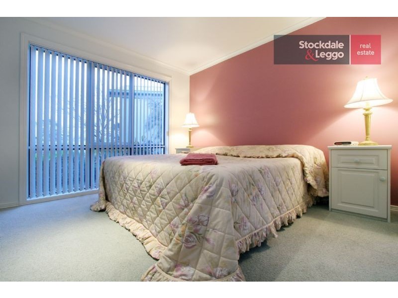 17 Valley Court, Safety Beach VIC 3936