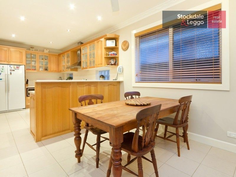 16 Seaview Parade, Dromana VIC 3936