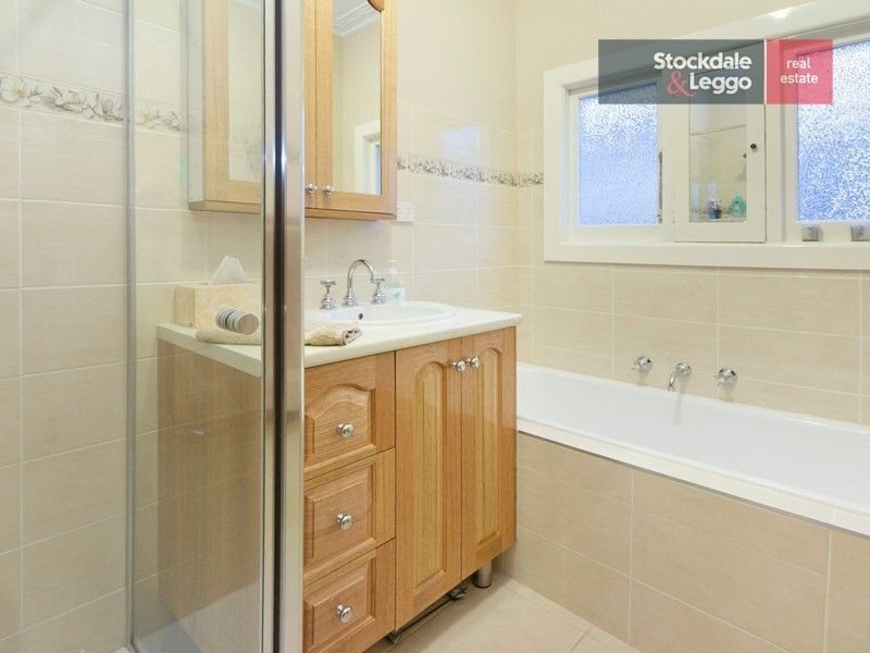 16 Seaview Parade, Dromana VIC 3936