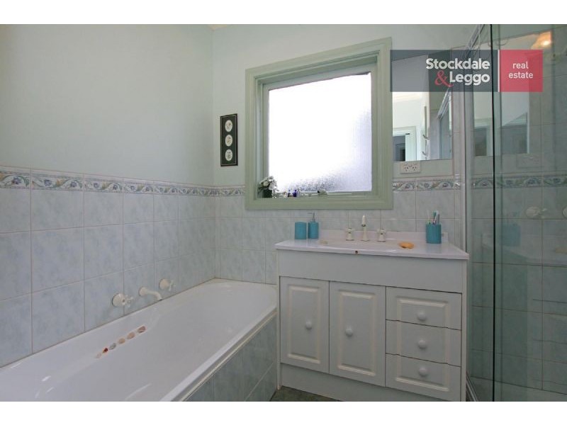 38 Rainier Avenue, Dromana VIC 3936