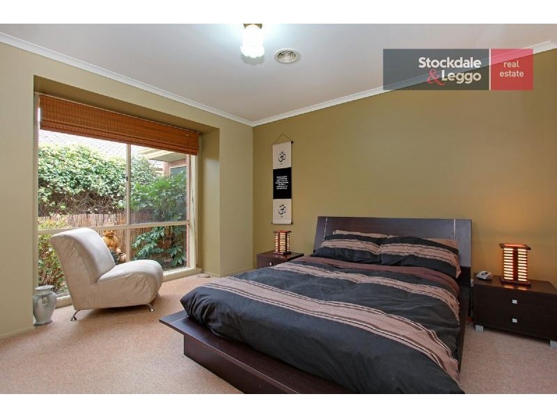 25 Lake View Drive, Safety Beach VIC 3936