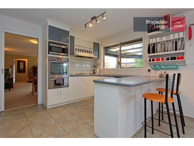 25 Lake View Drive, Safety Beach VIC 3936