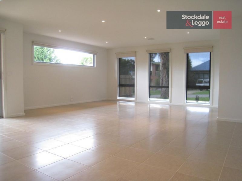 36 Lombardy Avenue, Dromana VIC 3936