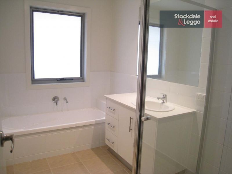 36 Lombardy Avenue, Dromana VIC 3936