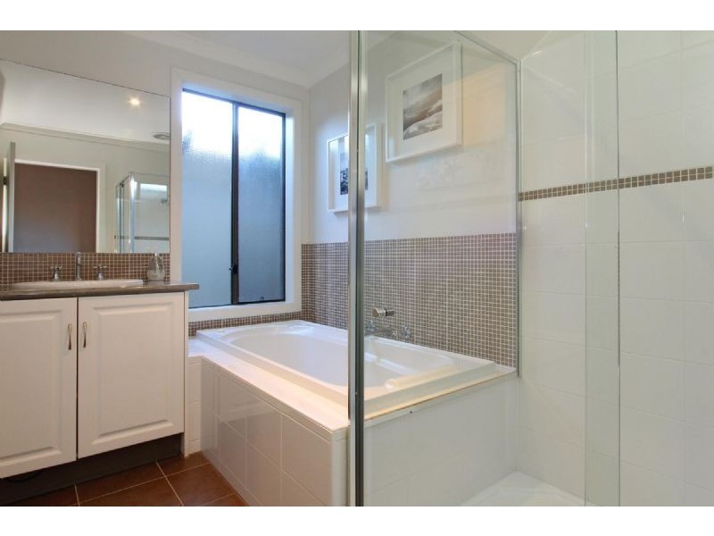 122 Rymer Avenue, Safety Beach VIC 3936