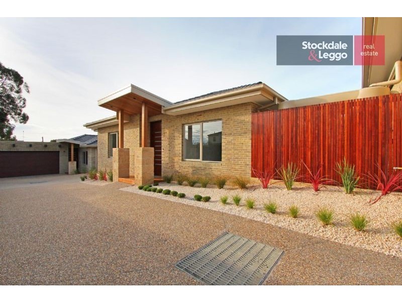 2/10 James Street, Dromana VIC 3936