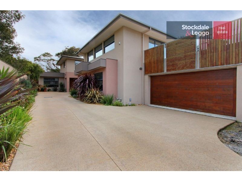 2/8 Permien Street, Dromana VIC 3936