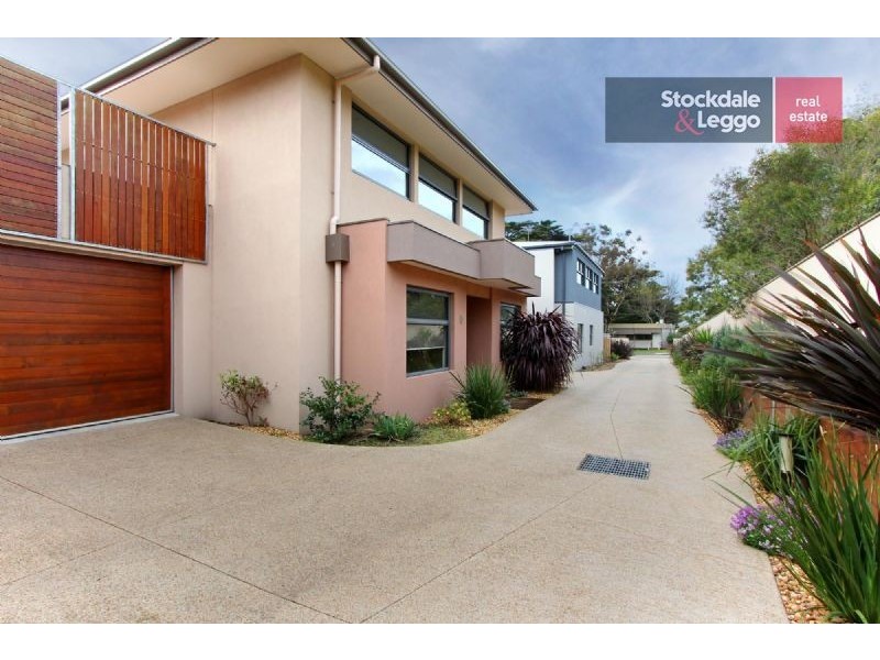 2/8 Permien Street, Dromana VIC 3936