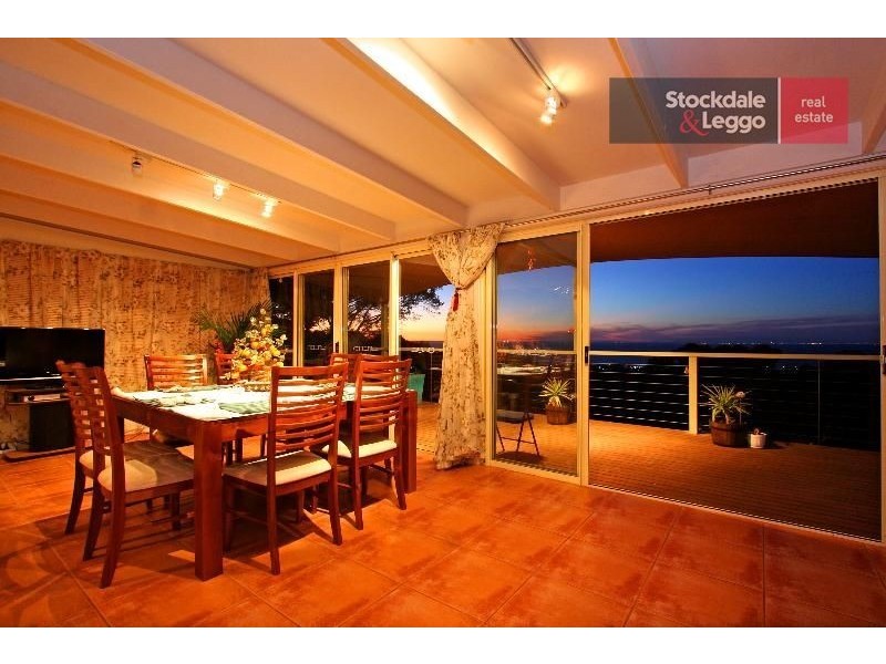 38 Jackson Way, Dromana VIC 3936