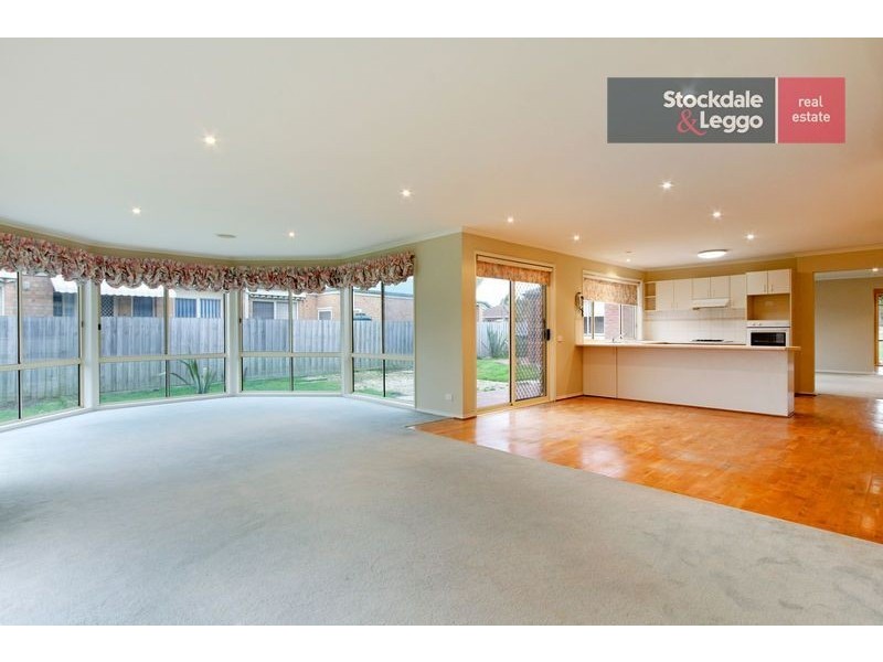 87 Palm Tree Drive, Safety Beach VIC 3936