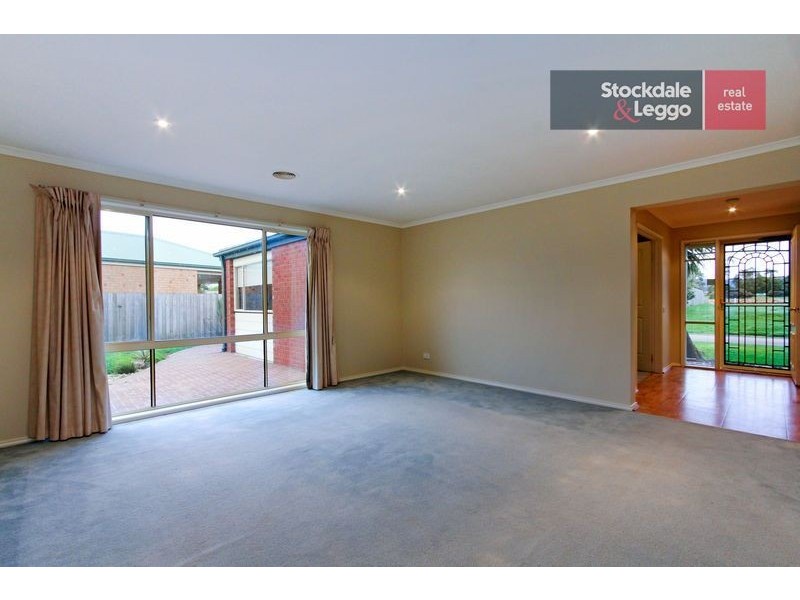 87 Palm Tree Drive, Safety Beach VIC 3936